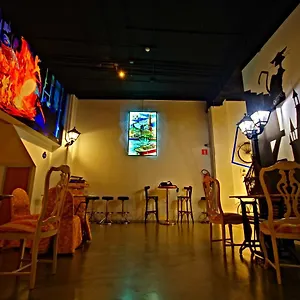 https://all-iron-hostel.basquecountryhotels.org