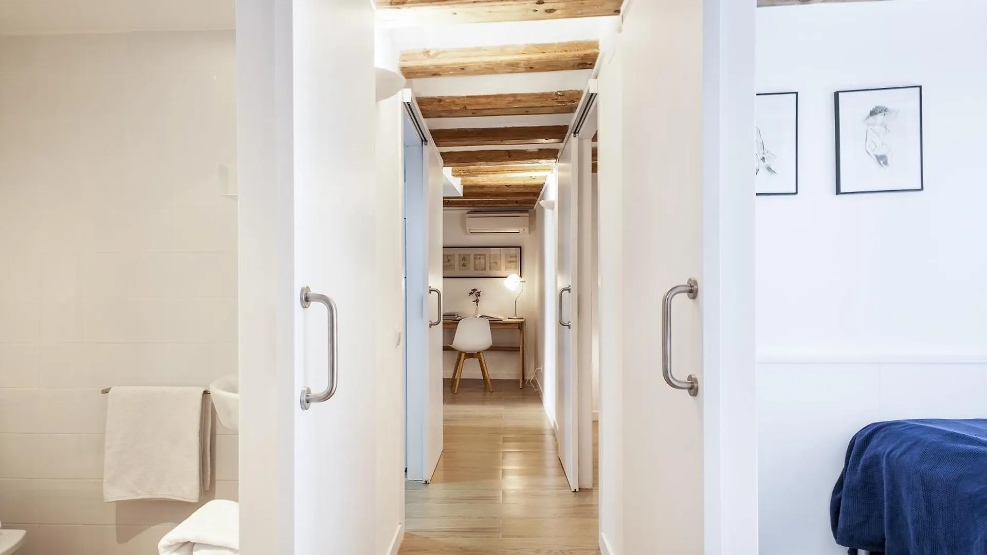 Inside Barcelona Apartments Esparteria