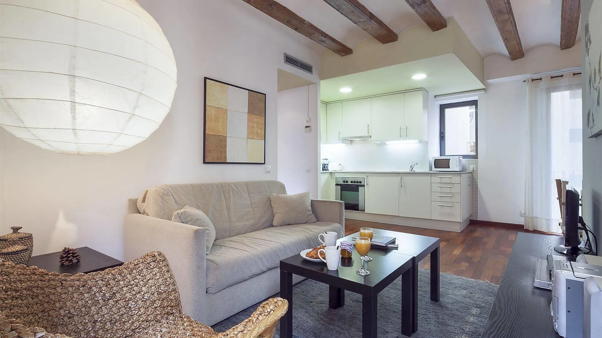 Inside Barcelona Apartments Esparteria Испания