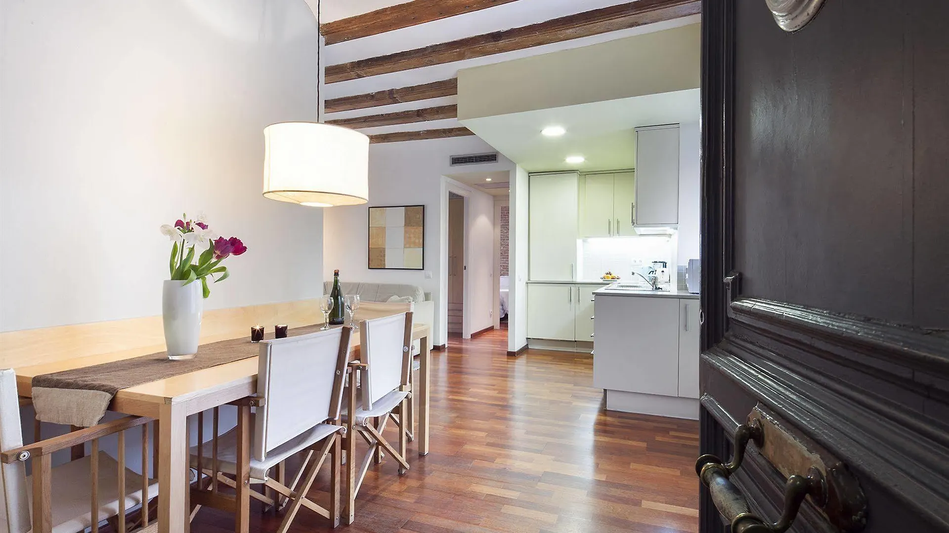 Inside Barcelona Apartments Esparteria Испания